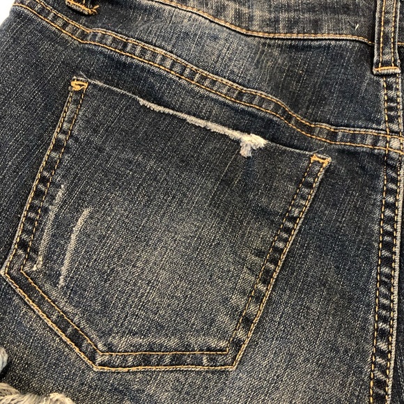 Distressed Denim High Waist Button Fly Short Short - Picture 5 of 8